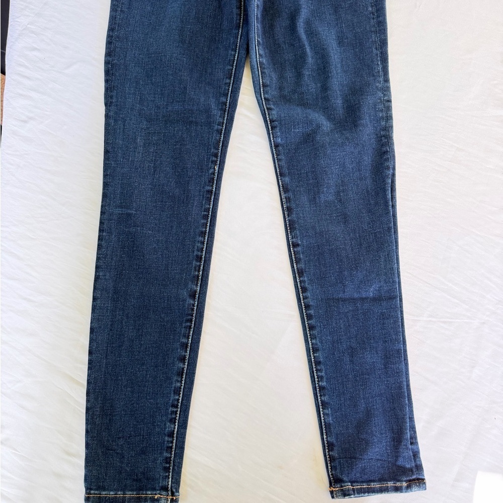 American Eagle Outfitters Women’s Dark Blue High-Rise Skinny Jeans - Picture 7 of 10